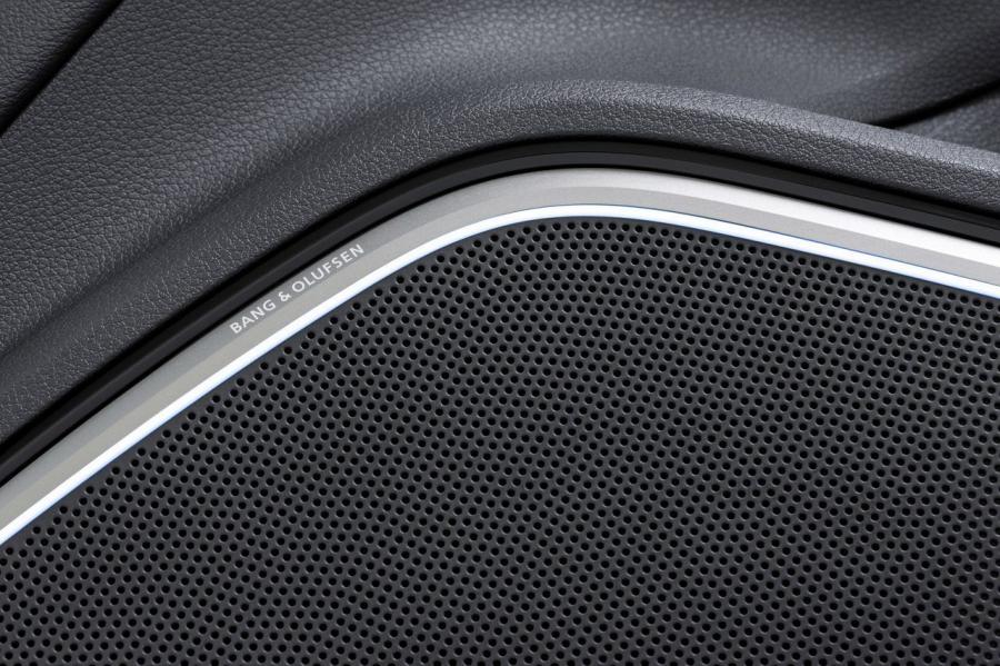 Детали интерьера Audi S3 Sedan (8V) 2013 года  (WW) (фото 22 из 95)